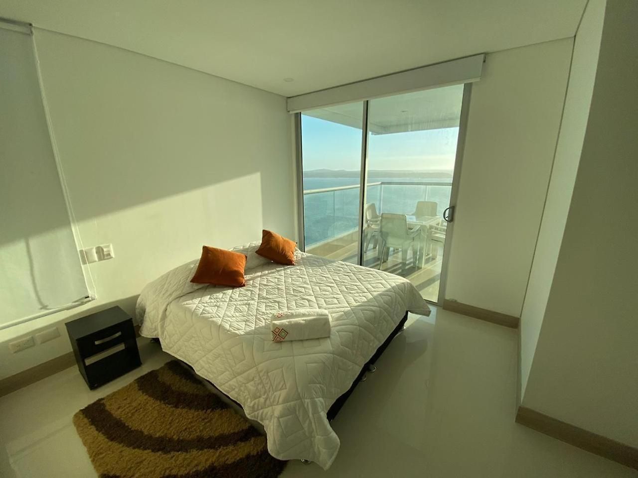 Apartamento En Palmetto Sunset-laguito,